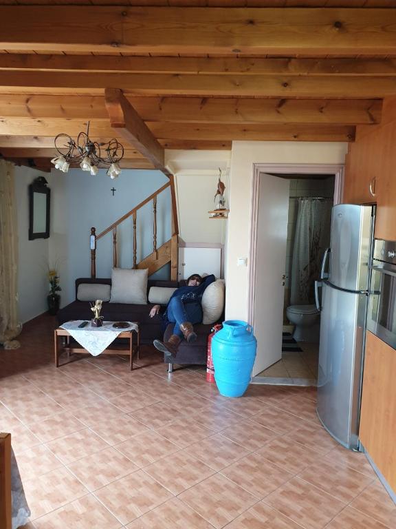 Villa Efraim Amalia room 1